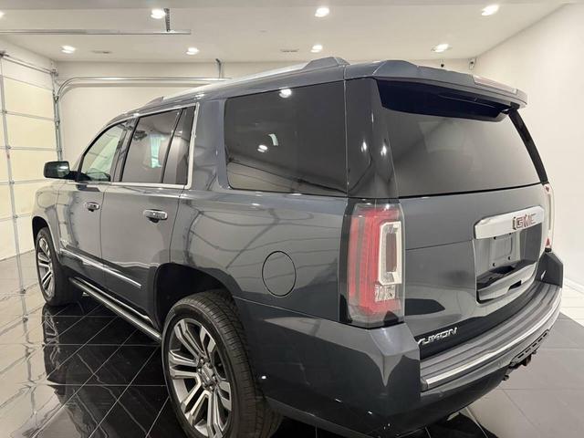 Photo of 2019 Gray GMC Yukon
