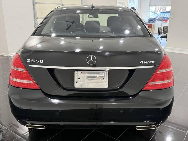 Photo of 2010 Black Mercedes-Benz S-Class