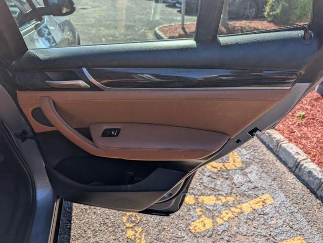 Photo of 2017 Gray BMW X3