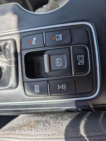 Photo of 2019 Brown Kia Sorento