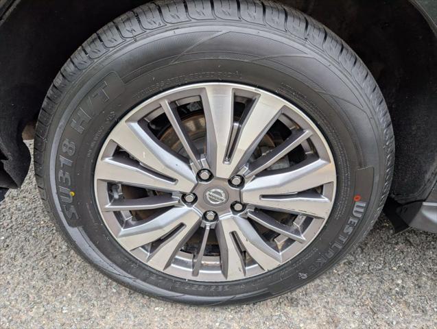 Photo of 2019 Black Nissan Pathfinder