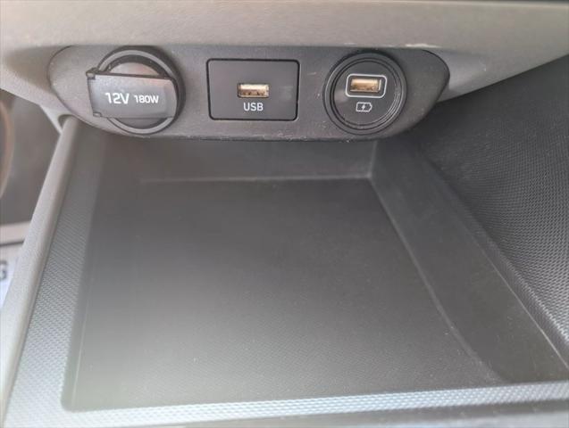 Photo of 2021 Black Hyundai ELANTRA
