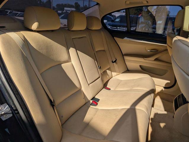 Photo of 2011 Black BMW 535