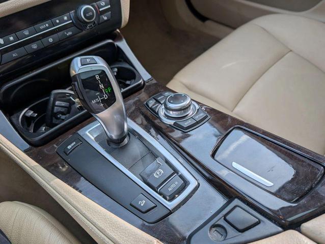 Photo of 2011 Black BMW 535