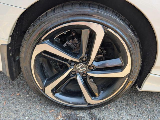 Photo of 2018 White Honda Accord