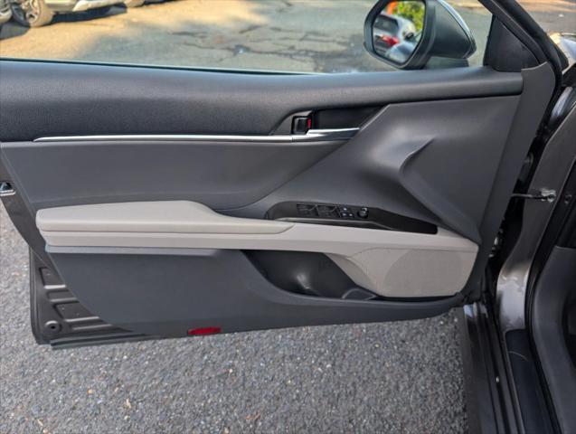 Photo of 2021 Gray Toyota Camry