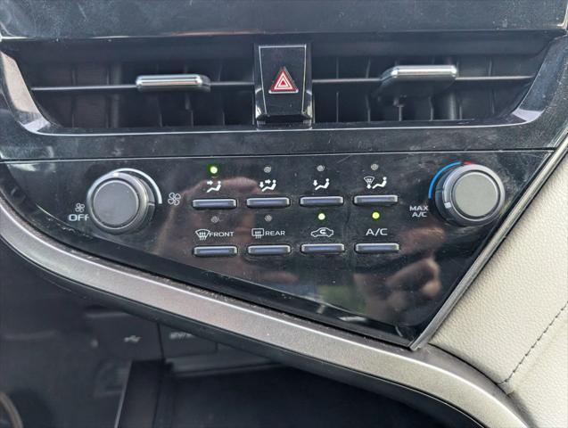 Photo of 2021 Gray Toyota Camry