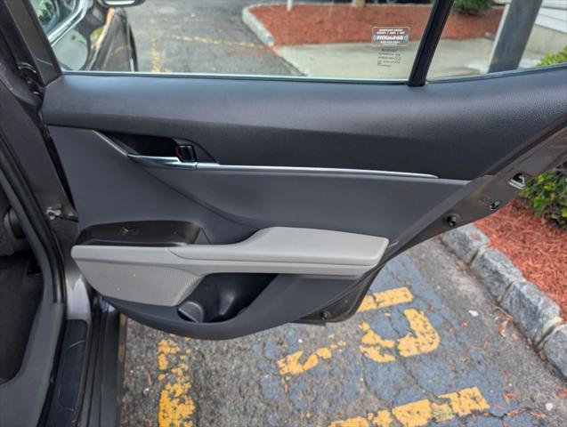 Photo of 2021 Gray Toyota Camry