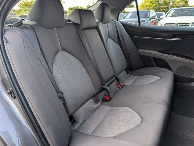 Photo of 2021 Gray Toyota Camry
