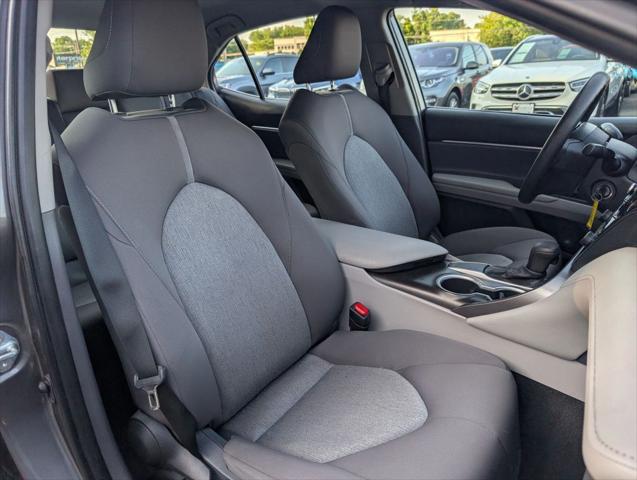 Photo of 2021 Gray Toyota Camry