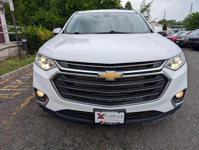 Photo of 2021 White Chevrolet Traverse