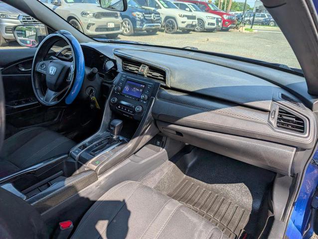 Photo of 2018 Blue Honda Civic