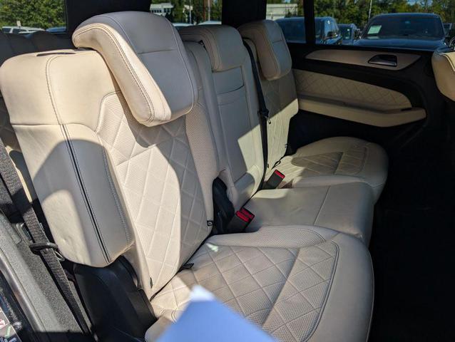 Photo of 2017 Black Mercedes-Benz GLS 450