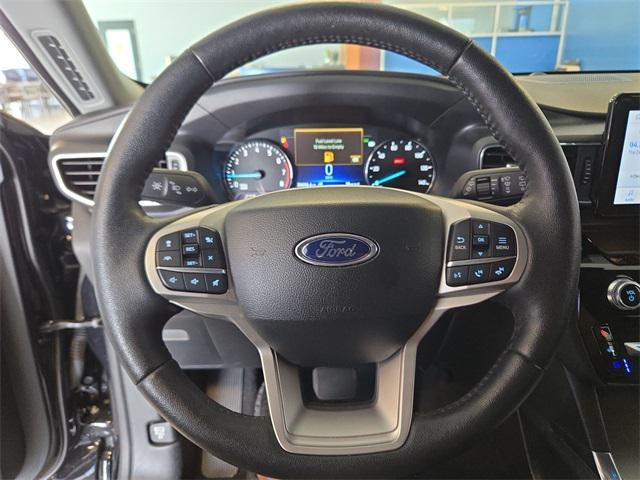 Photo of 2024 AGATE BLACK METALLIC Ford Explorer