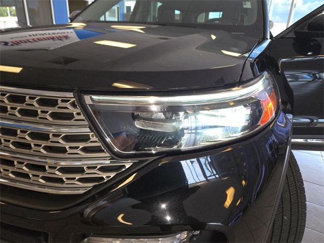 Photo of 2024 AGATE BLACK METALLIC Ford Explorer