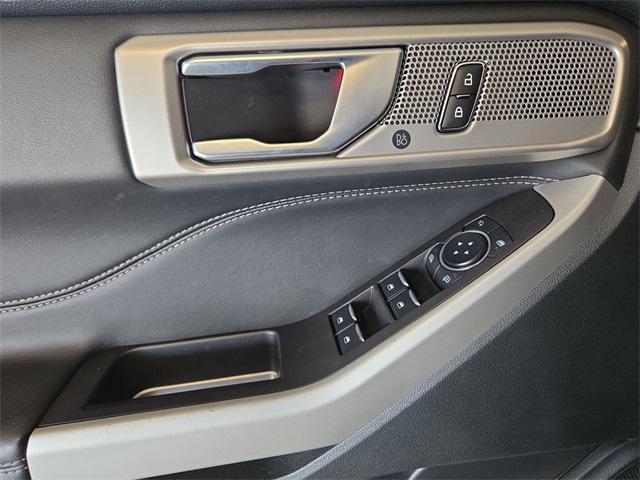 Photo of 2024 AGATE BLACK METALLIC Ford Explorer