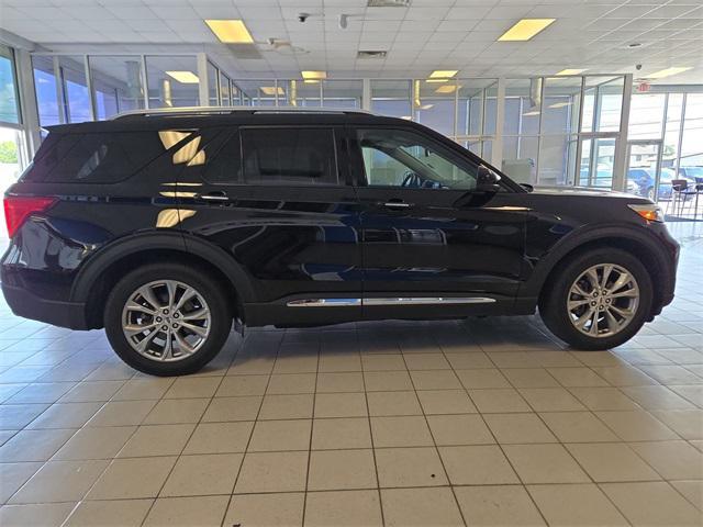 Photo of 2024 AGATE BLACK METALLIC Ford Explorer
