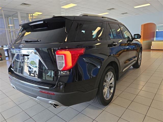 Photo of 2024 AGATE BLACK METALLIC Ford Explorer