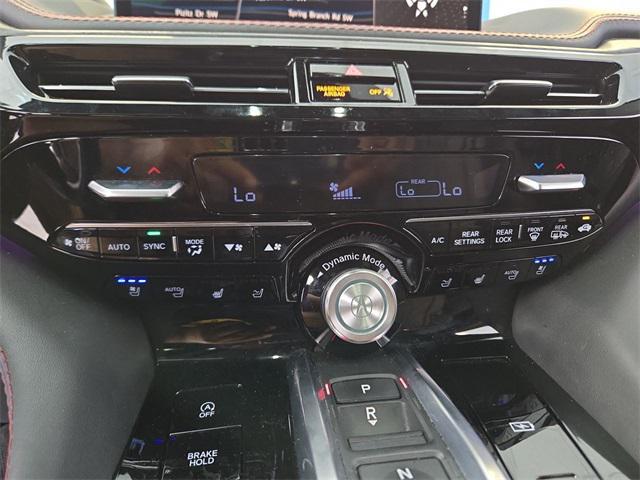Photo of 2022 Black Acura MDX