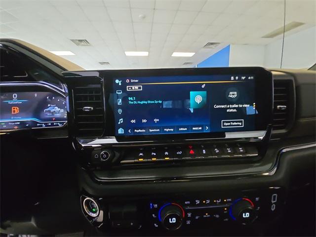 Photo of 2024 Summit White Chevrolet Silverado 1500