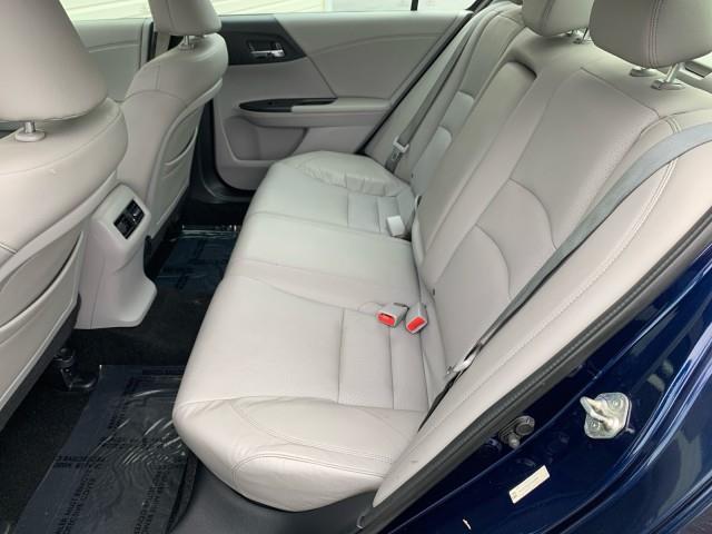Photo of 2013 Obsidian Blue Pearl Honda Accord