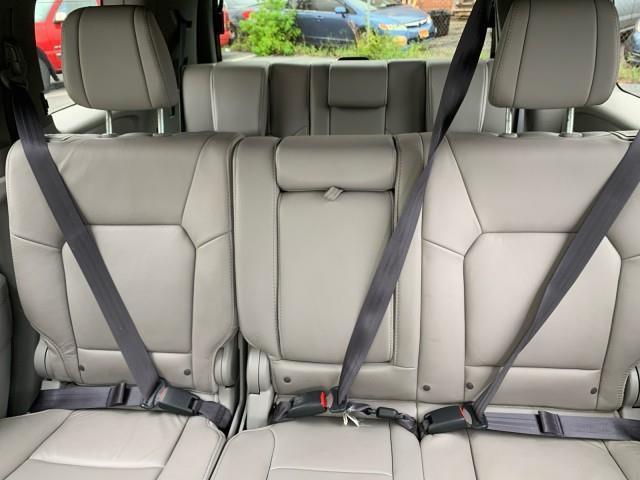 Photo of 2014 Modern Steel Metallic Honda Pilot