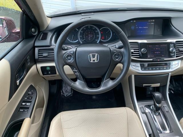 Photo of 2014 Basque Red Pearl II Honda Accord