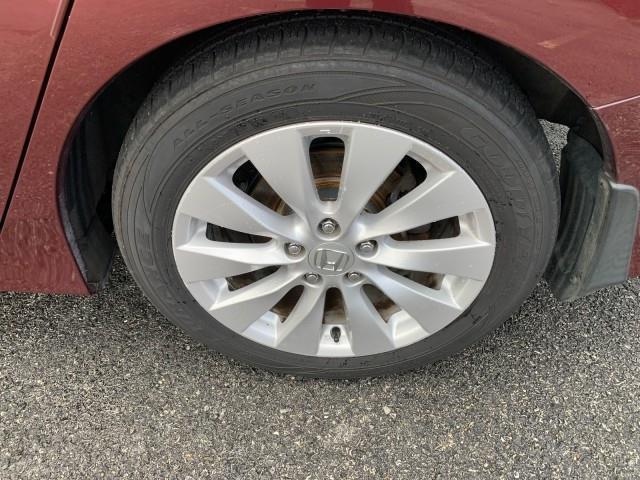 Photo of 2014 Basque Red Pearl II Honda Accord