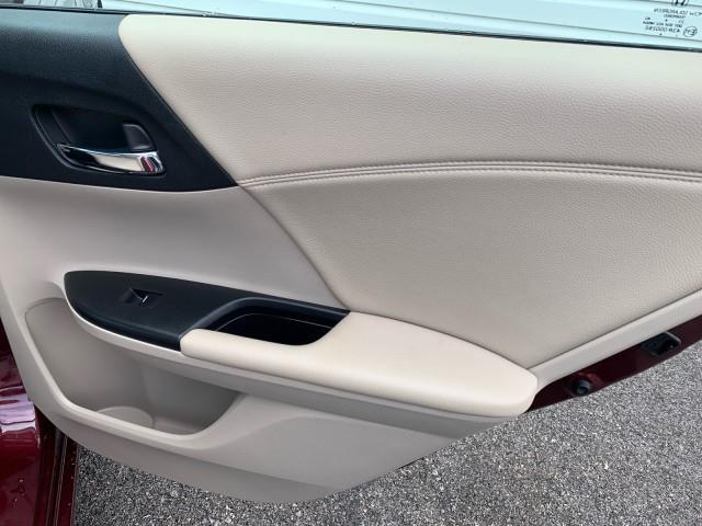 Photo of 2014 Basque Red Pearl II Honda Accord