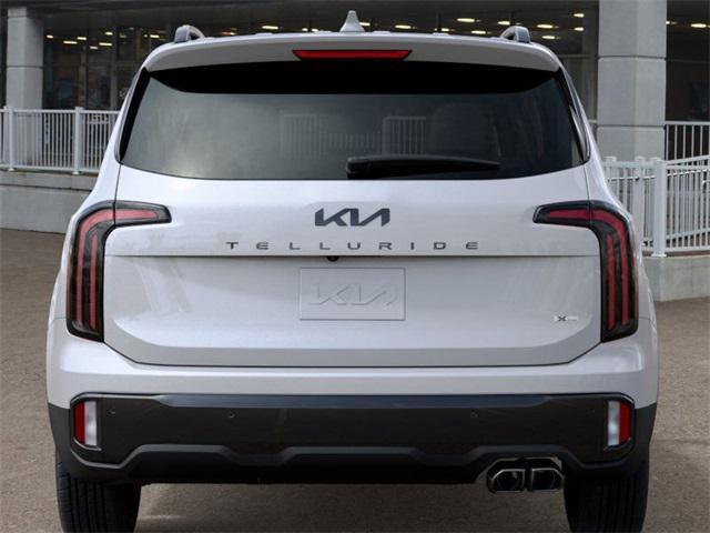Photo of 2025 White Kia Telluride