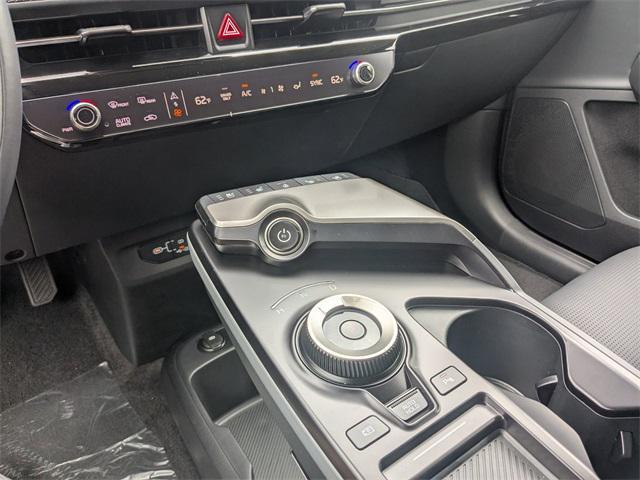Photo of 2025 White Kia EV6