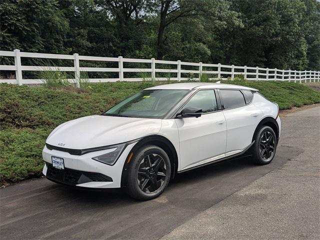 Photo of 2025 White Kia EV6