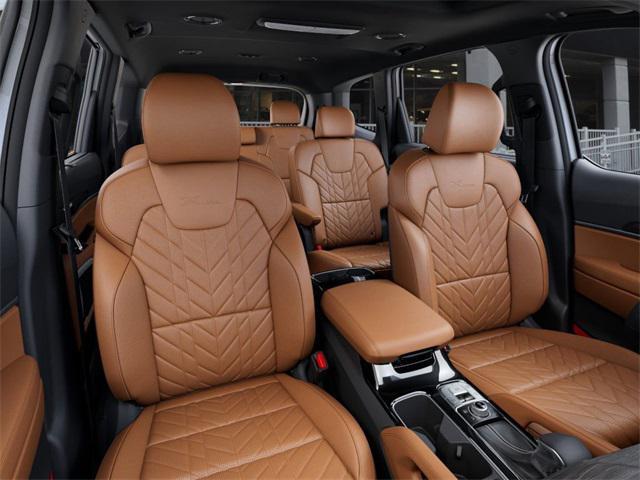 Photo of 2025 White Kia Telluride