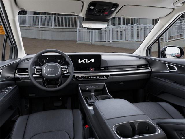 Photo of 2026 White Kia Carnival