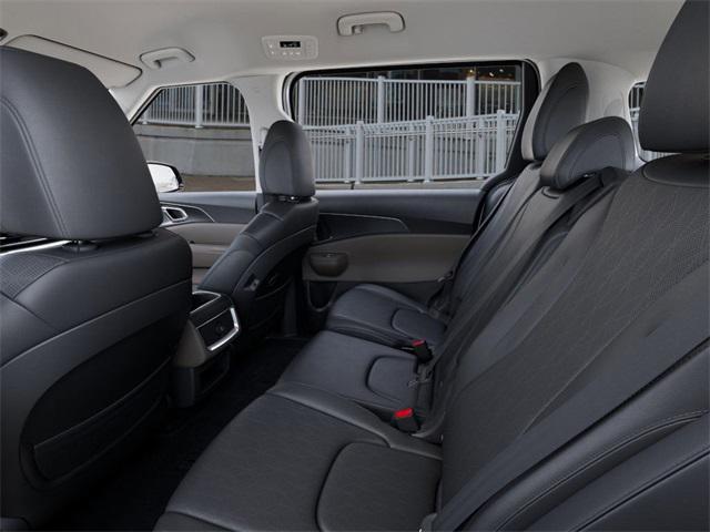 Photo of 2026 White Kia Carnival