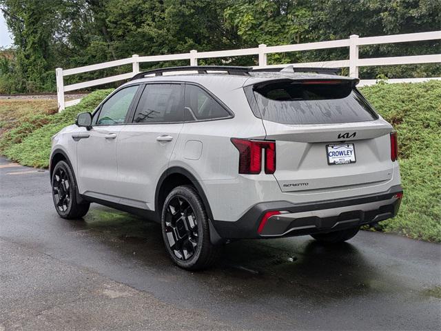 Photo of 2025 Gray Kia Sorento