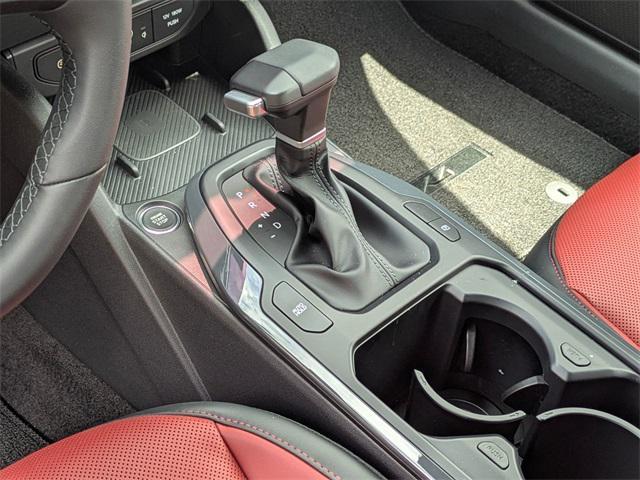 Photo of 2025 White Kia K4