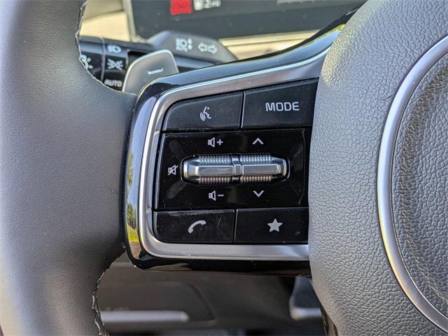 Photo of 2025 Gray Kia Sorento