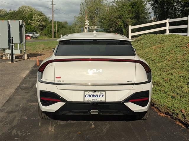 Photo of 2025 White Kia EV6