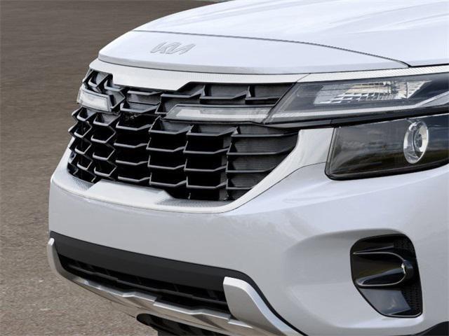Photo of 2026 White Kia Seltos