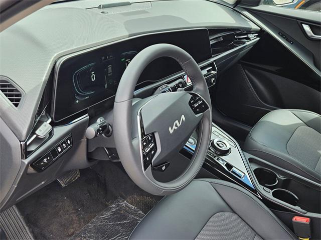 Photo of 2025 Green Kia Niro Plug-In Hybrid