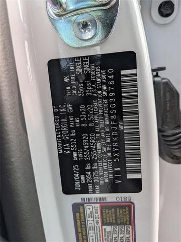 Photo of 2025 White Kia Sorento