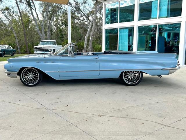 Photo of 1960 Blue Buick LeSabre
