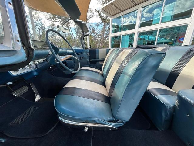 Photo of 1960 Blue Buick LeSabre