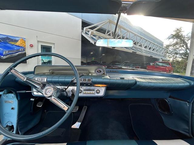 Photo of 1960 Blue Buick LeSabre