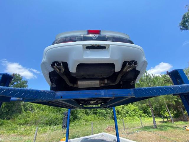 Photo of 1995 White Pontiac Firebird