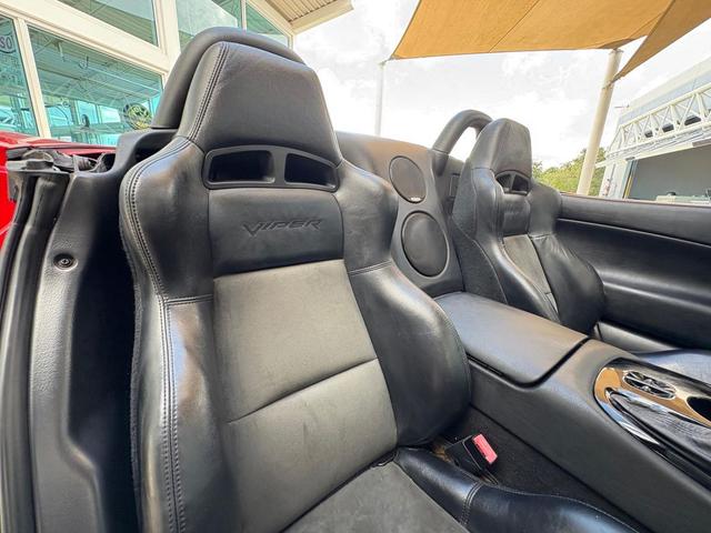 Photo of 2004 Viper Red Clearcoat/Black Soft Top Dodge Viper