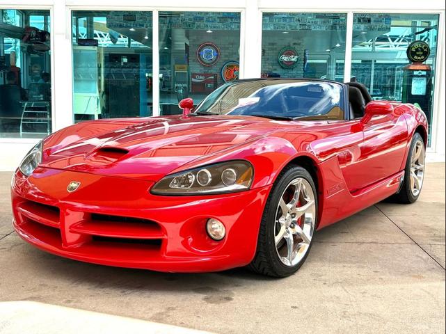 Photo of 2004 Viper Red Clearcoat/Black Soft Top Dodge Viper