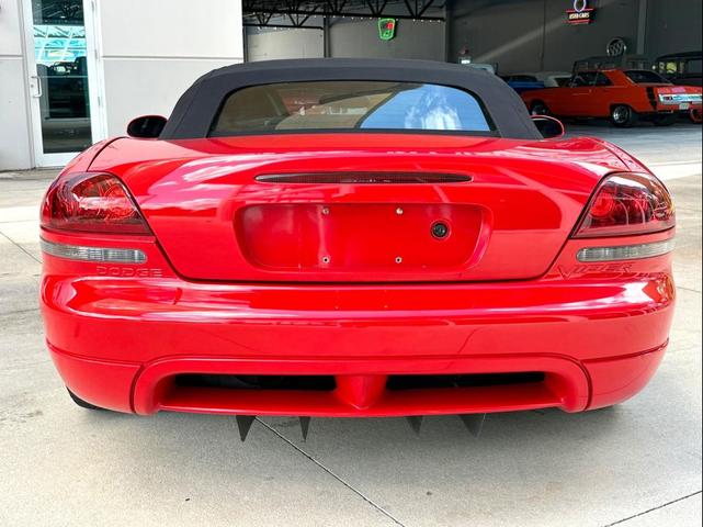Photo of 2004 Viper Red Clearcoat/Black Soft Top Dodge Viper