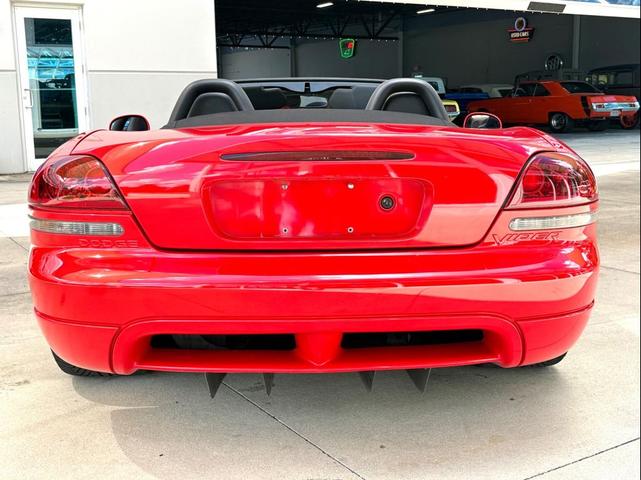 Photo of 2004 Viper Red Clearcoat/Black Soft Top Dodge Viper